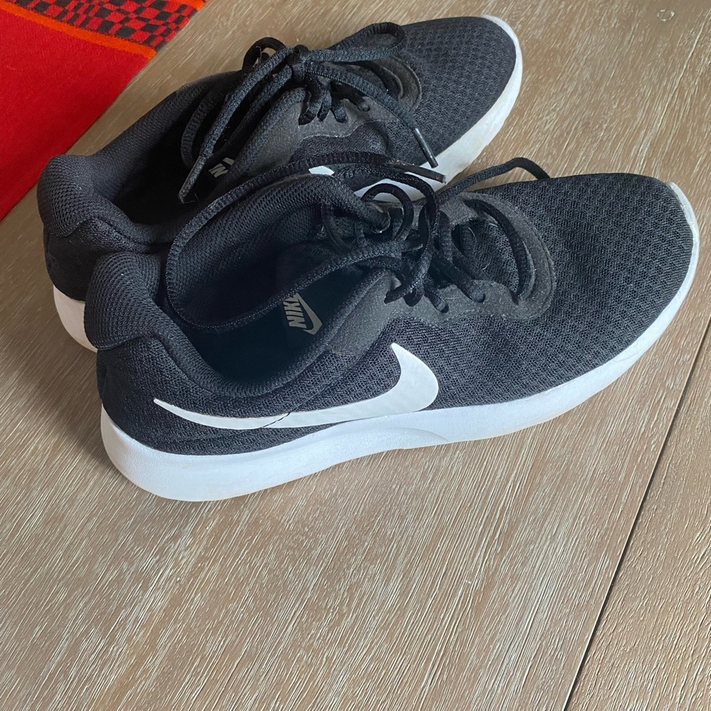Nike sneakers size 8.5